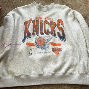 New York Knicks Basketball Fan Retro Graphic Crewneck Sweatshirt